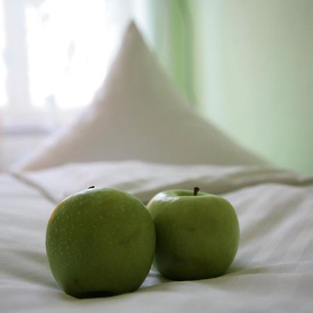Hotel-Pension Adamshof Берлин Екстериор снимка