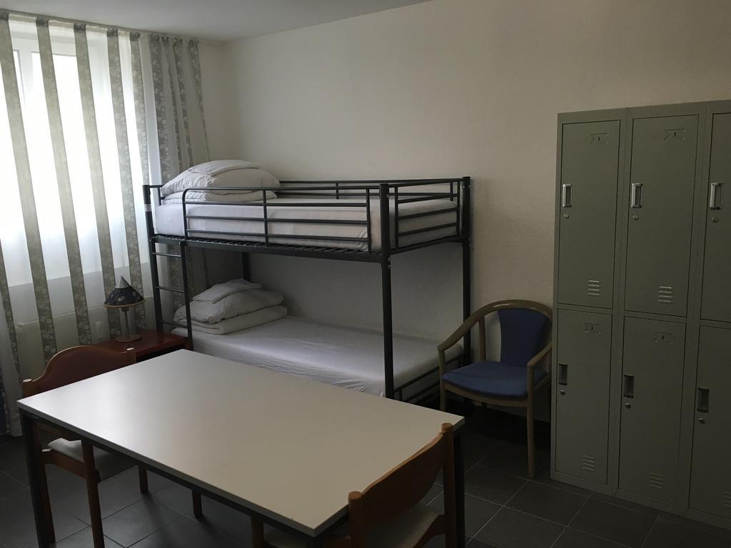 Hotel-Pension Adamshof Берлин Екстериор снимка