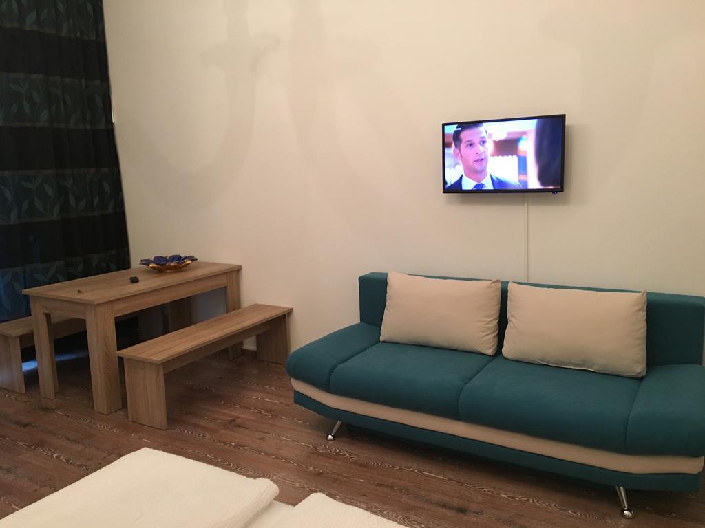 Hotel-Pension Adamshof Берлин Екстериор снимка